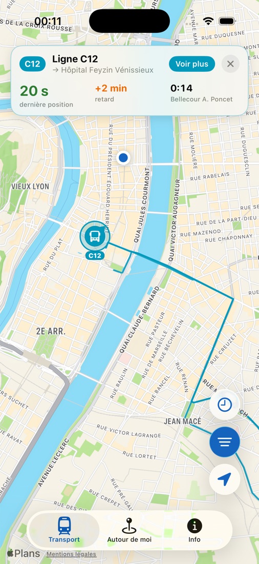 Carte de Lyon avec un bus de la ligne C12 suivi en direct